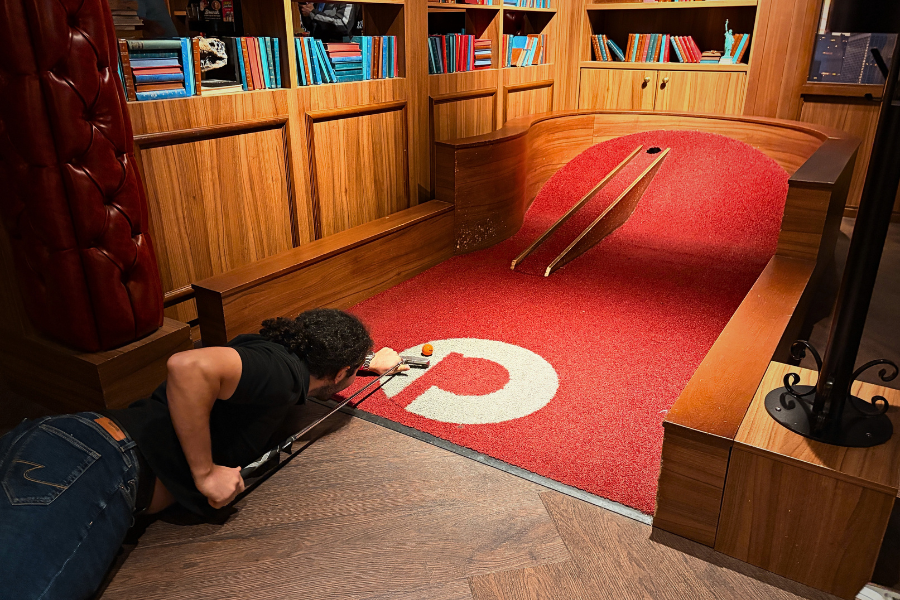 Putting at The Puttery